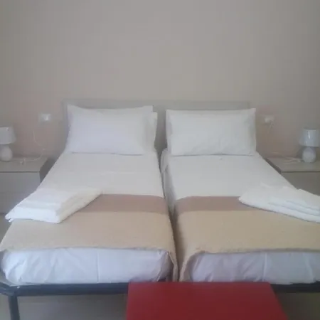 Daniela Oda ve Kahvaltı Cariati