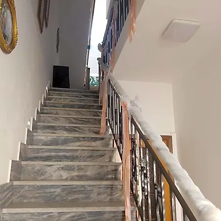 Daniela Bed & Breakfast 4*